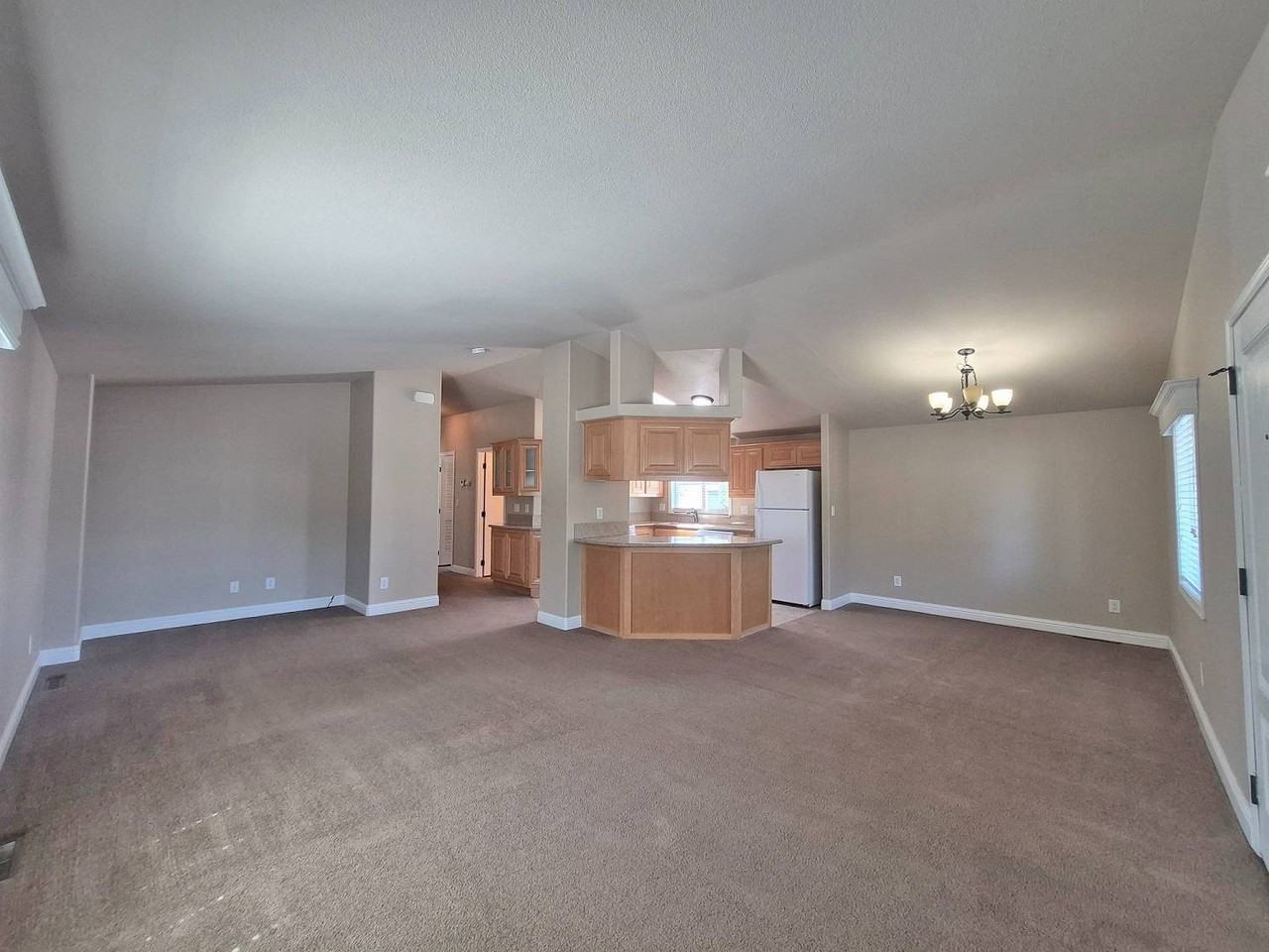 812 Shawnee Trl #92 - Photo 3 of 16