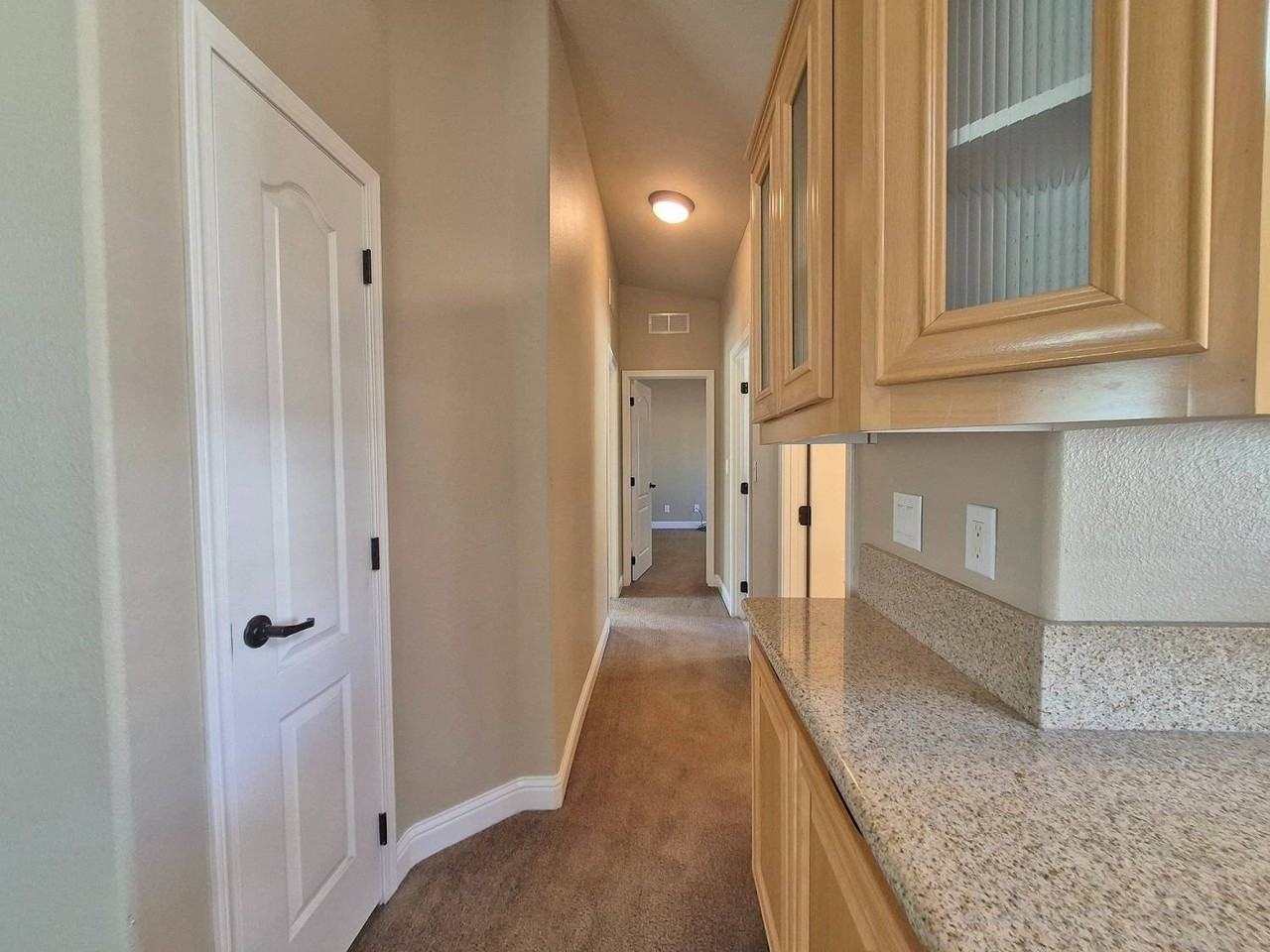 812 Shawnee Trl #92 - Photo 5 of 16