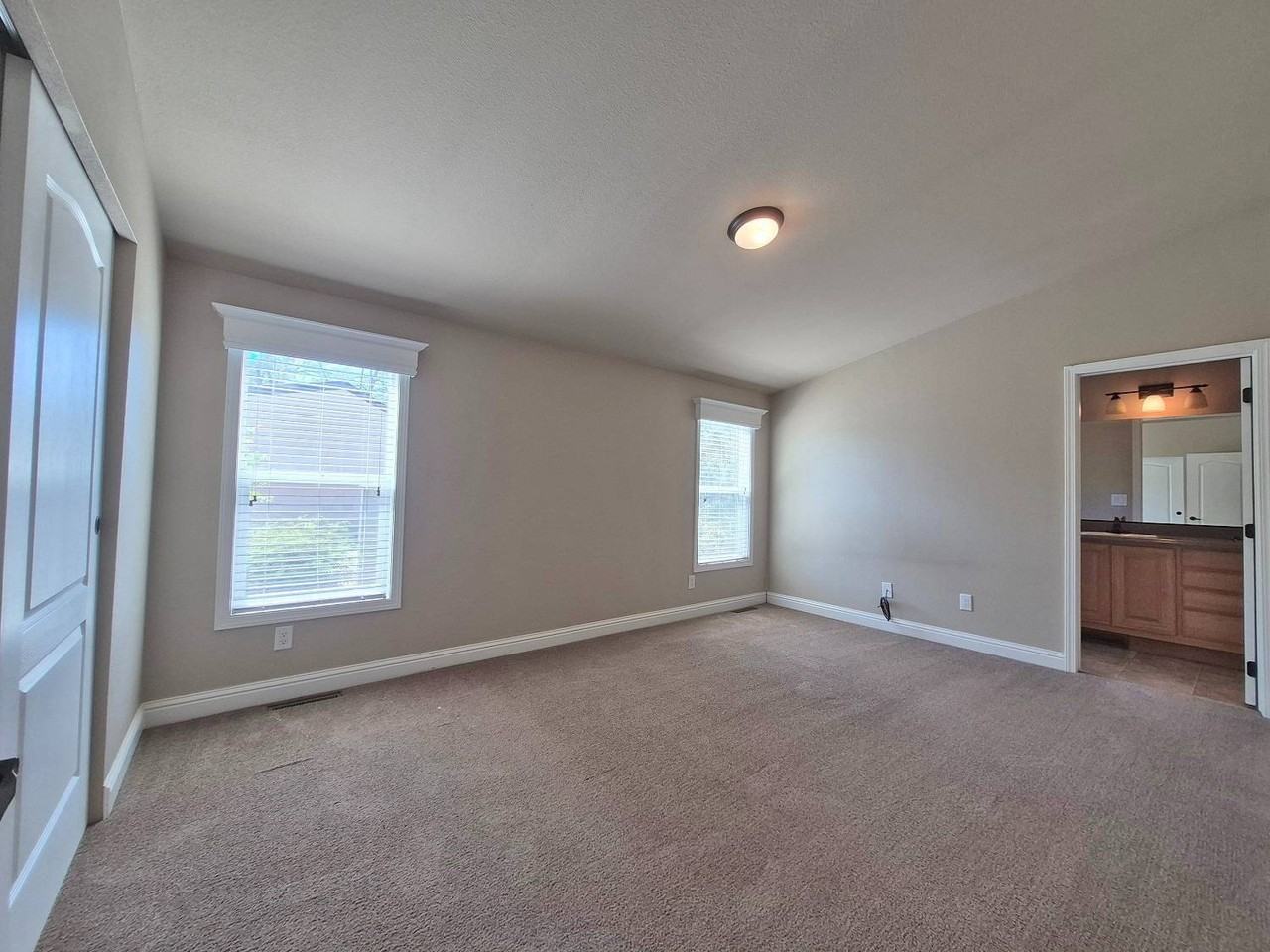 812 Shawnee Trl #92 - Photo 7 of 16