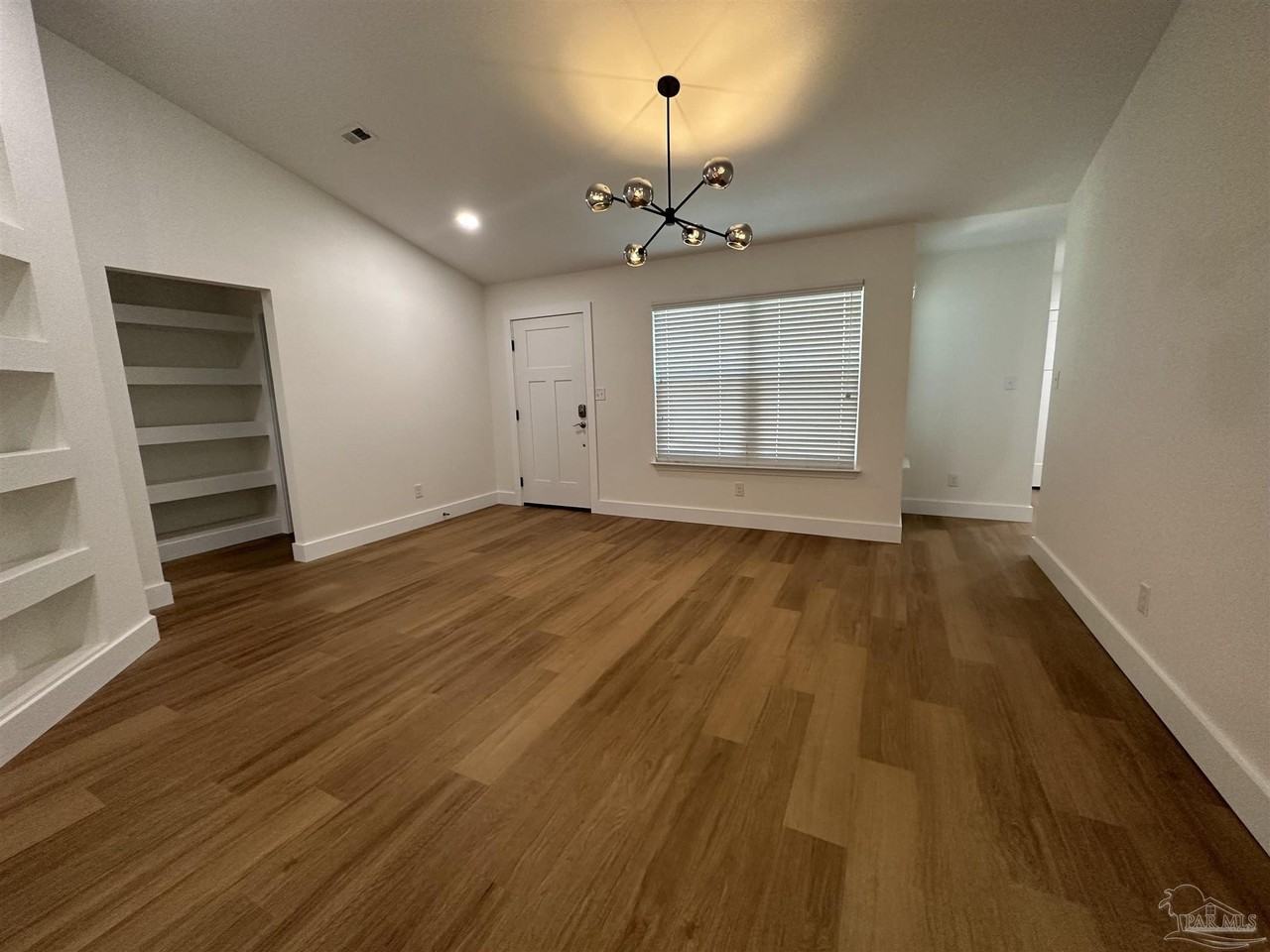 311 Mirabelle Dr - Photo 3 of 23