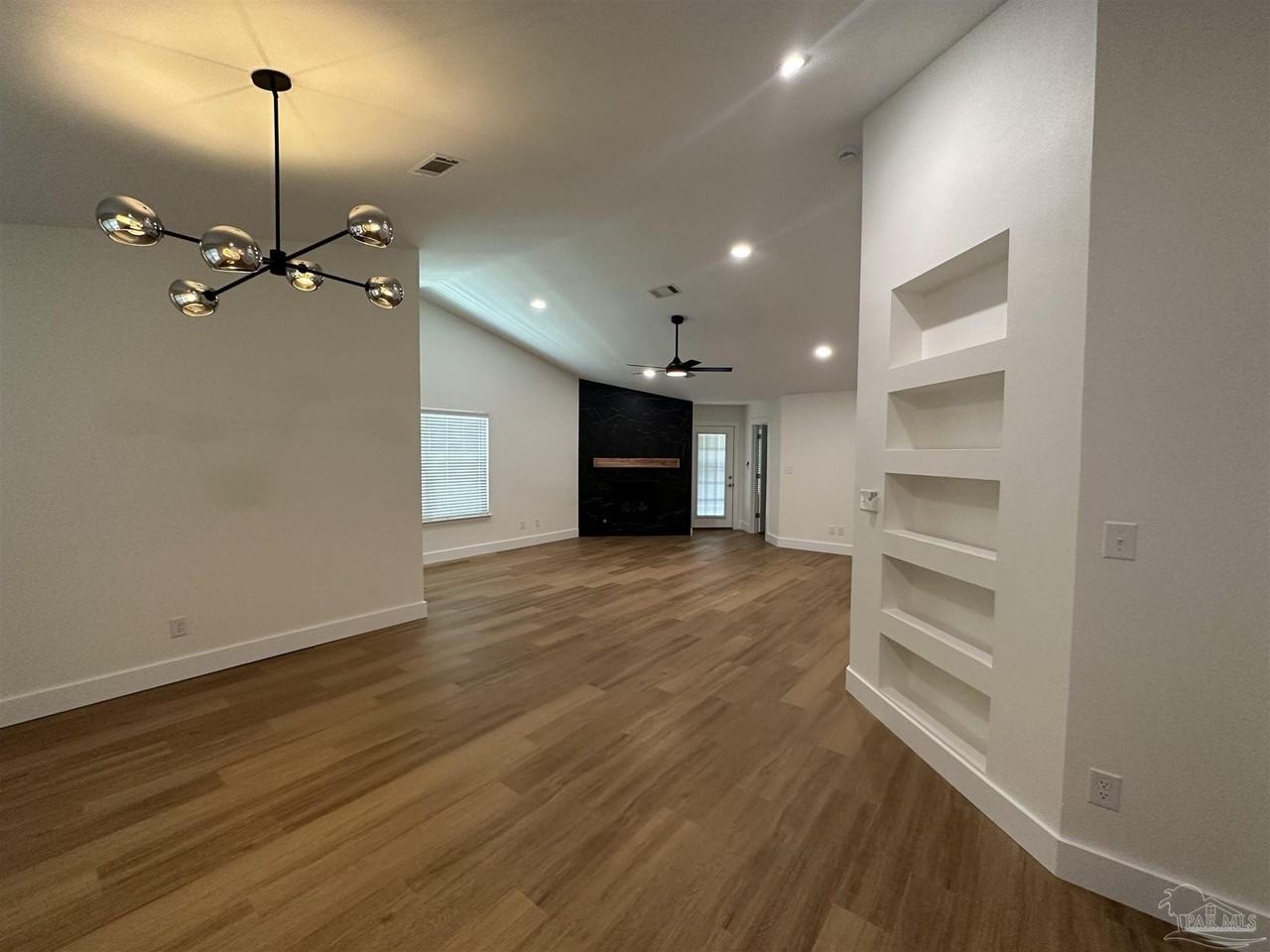 311 Mirabelle Dr - Photo 5 of 23