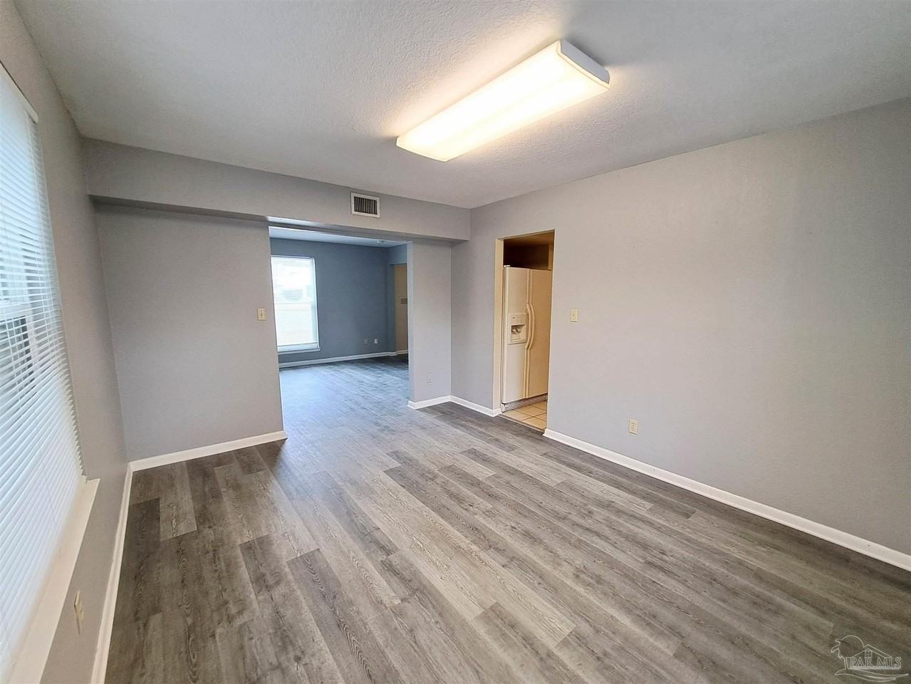 7819 Hearthstone Cir - Photo 7 of 43
