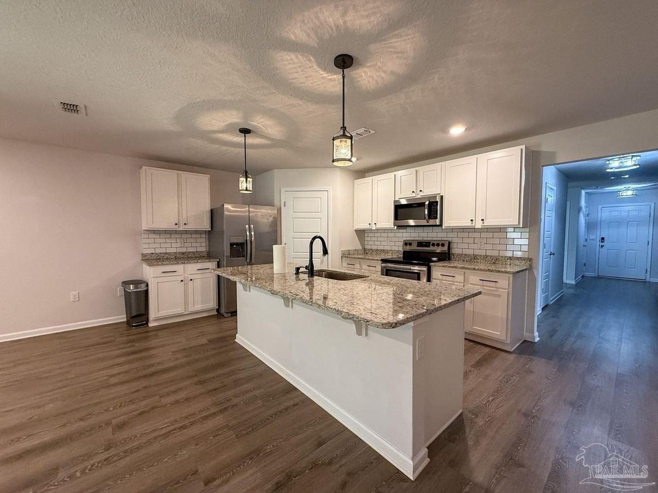 6352 Burrow Ln - Photo 3 of 24