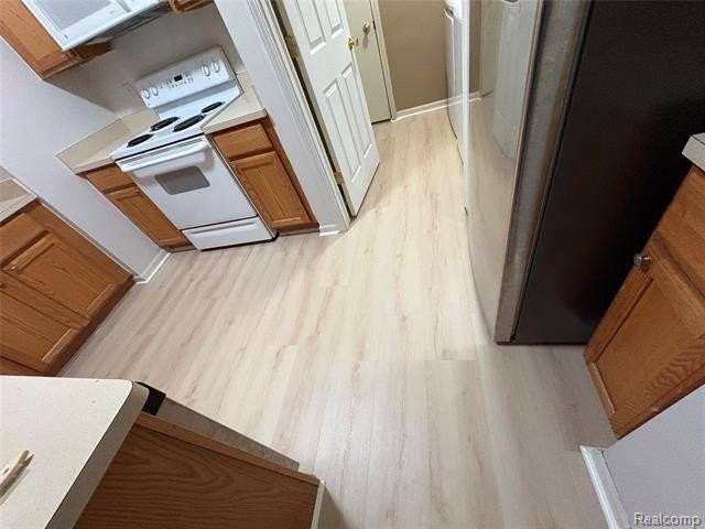 9107 Addington Dr - Photo 5 of 17