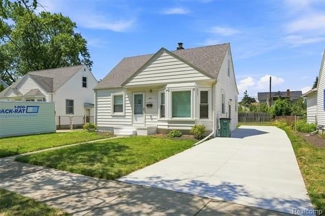 100 S Custer Ave - Photo 2 of 27