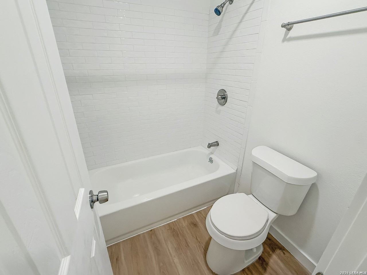 226 Melliff Dr #1 - Photo 4 of 17