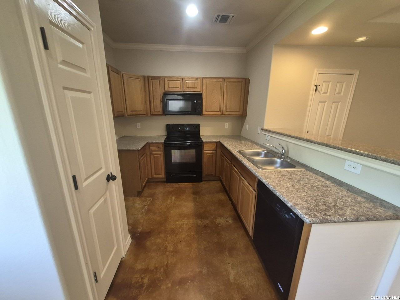 4814 Appleseed Ct - Photo 7 of 23
