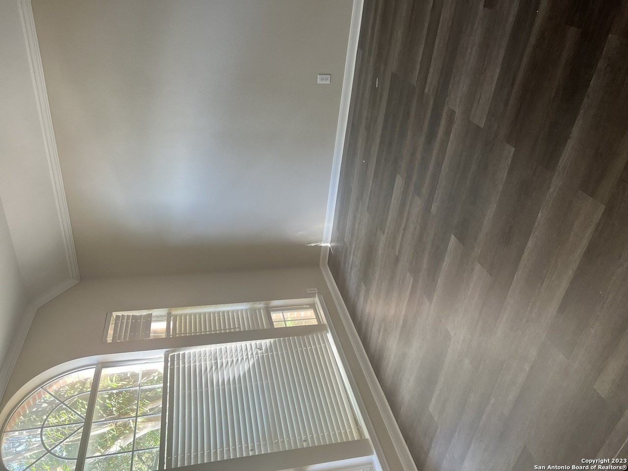 6035 Hart Fld - Photo 4 of 29