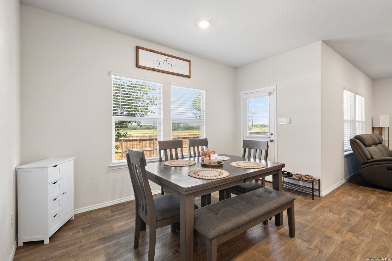 20523 Lorena Xing - Photo 7 of 24