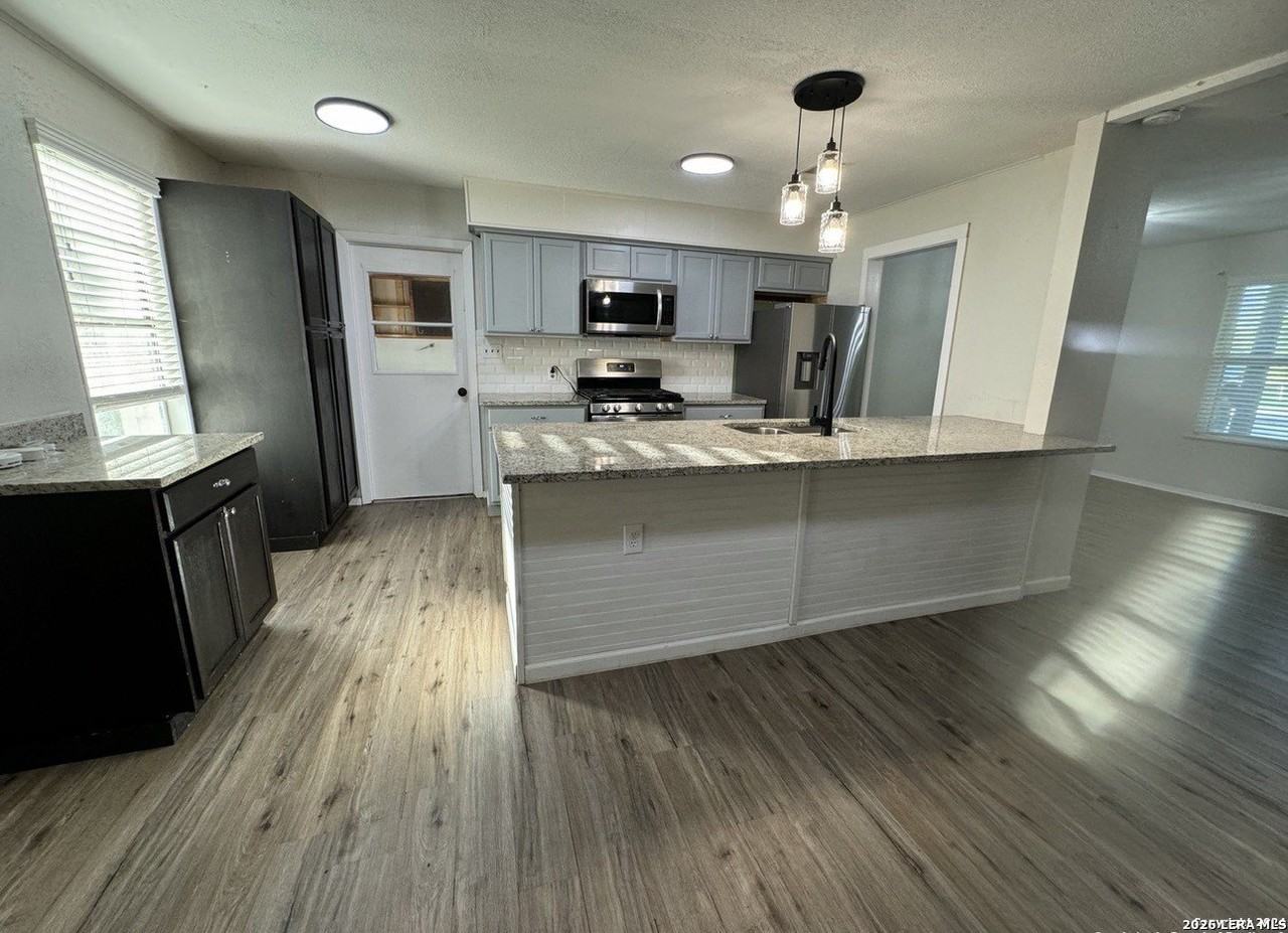 303 Dry Hollow Rd - Photo 2 of 23