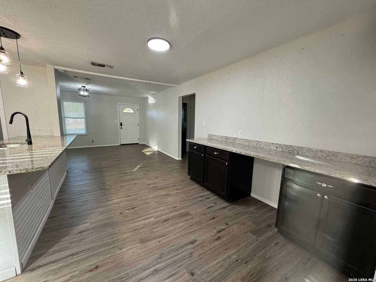 303 Dry Hollow Rd - Photo 6 of 23