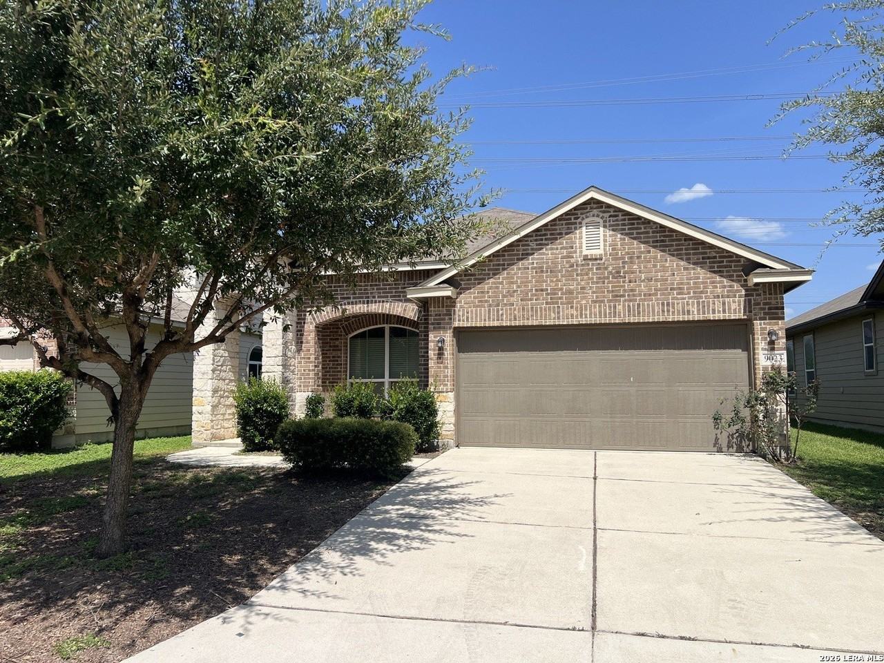 9023 Quihi Way - Photo 2 of 31
