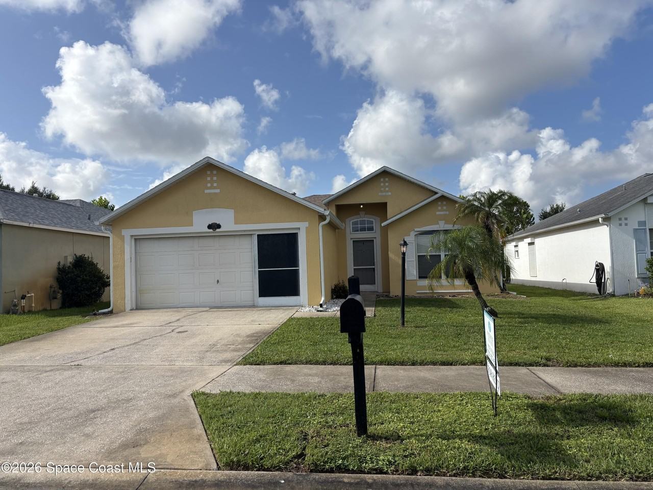 1776 Vista Lake Cir - Photo 2 of 30