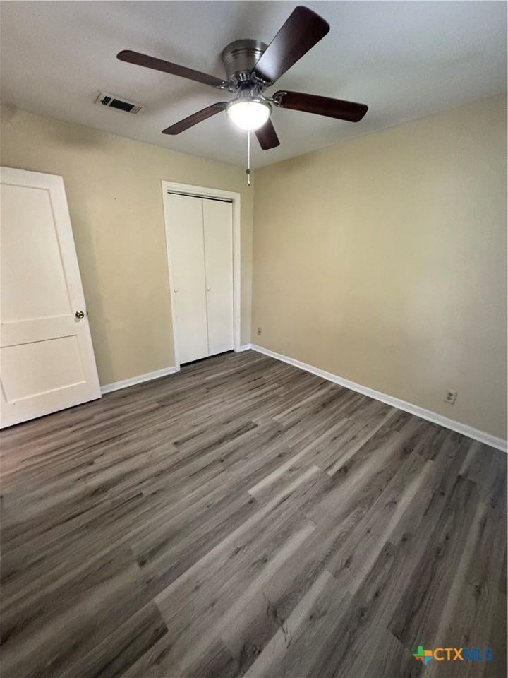 1401 E Mimosa Ave - Photo 7 of 21
