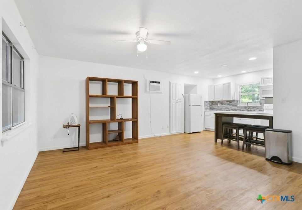 761 Whippoorwill Dr #B - Photo 6 of 20