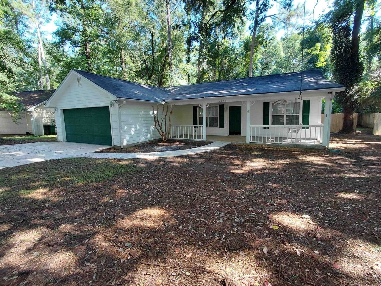 1667 Folkstone Rd - Photo 2 of 21