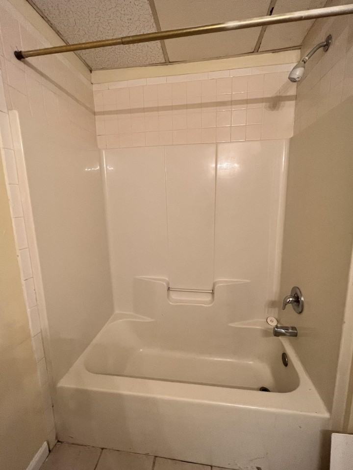 2908 Garfield St - Photo 5 of 14