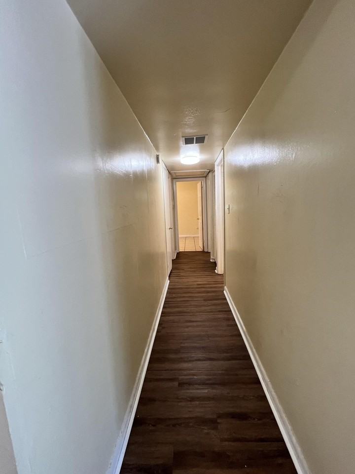 2908 Garfield St - Photo 6 of 14