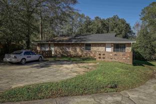2304 Hartsfield Ct #B - Photo 1 of 1