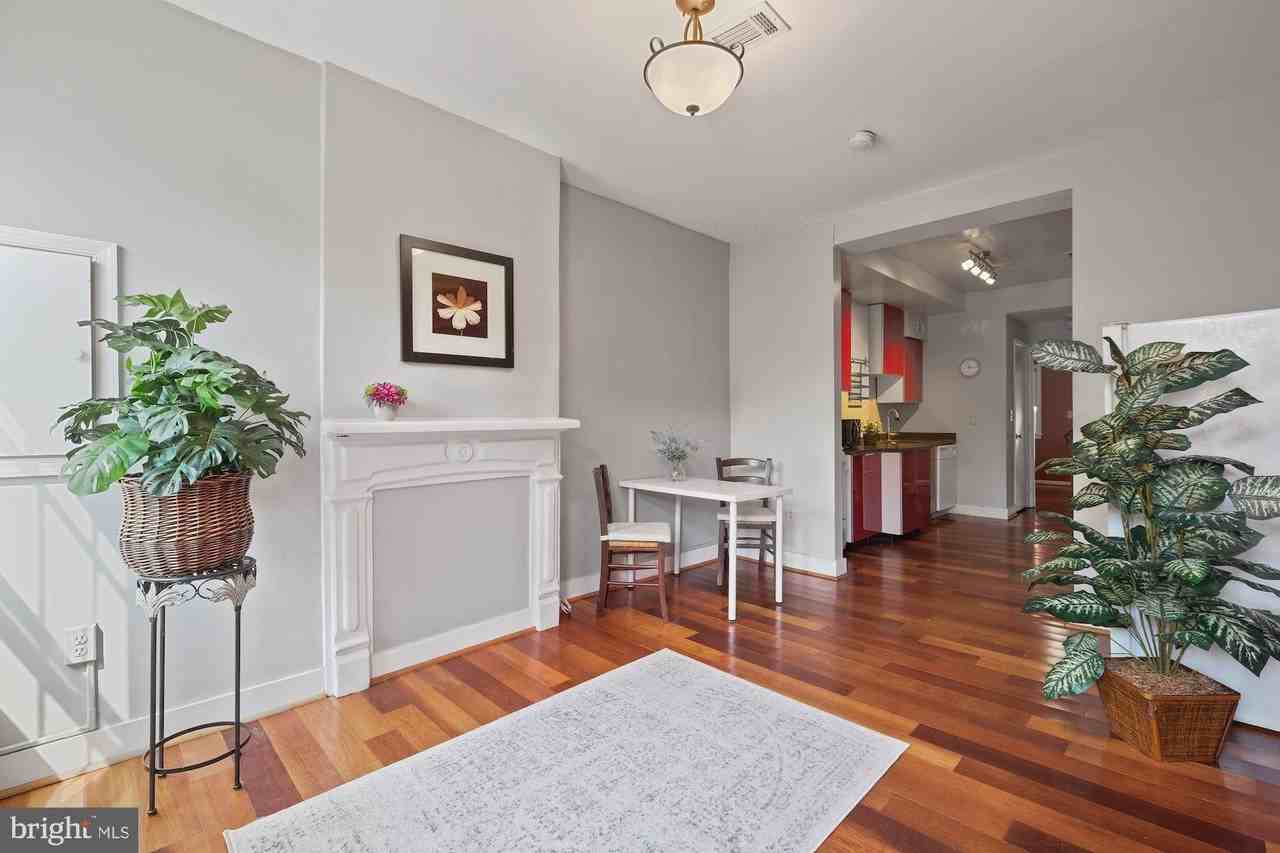 1005 V St Nw - Photo 3 of 36