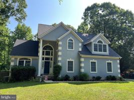 featured image of 912 Harmony Ave