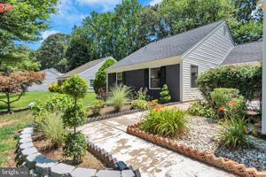 featured image of 1836 Ralston Pl