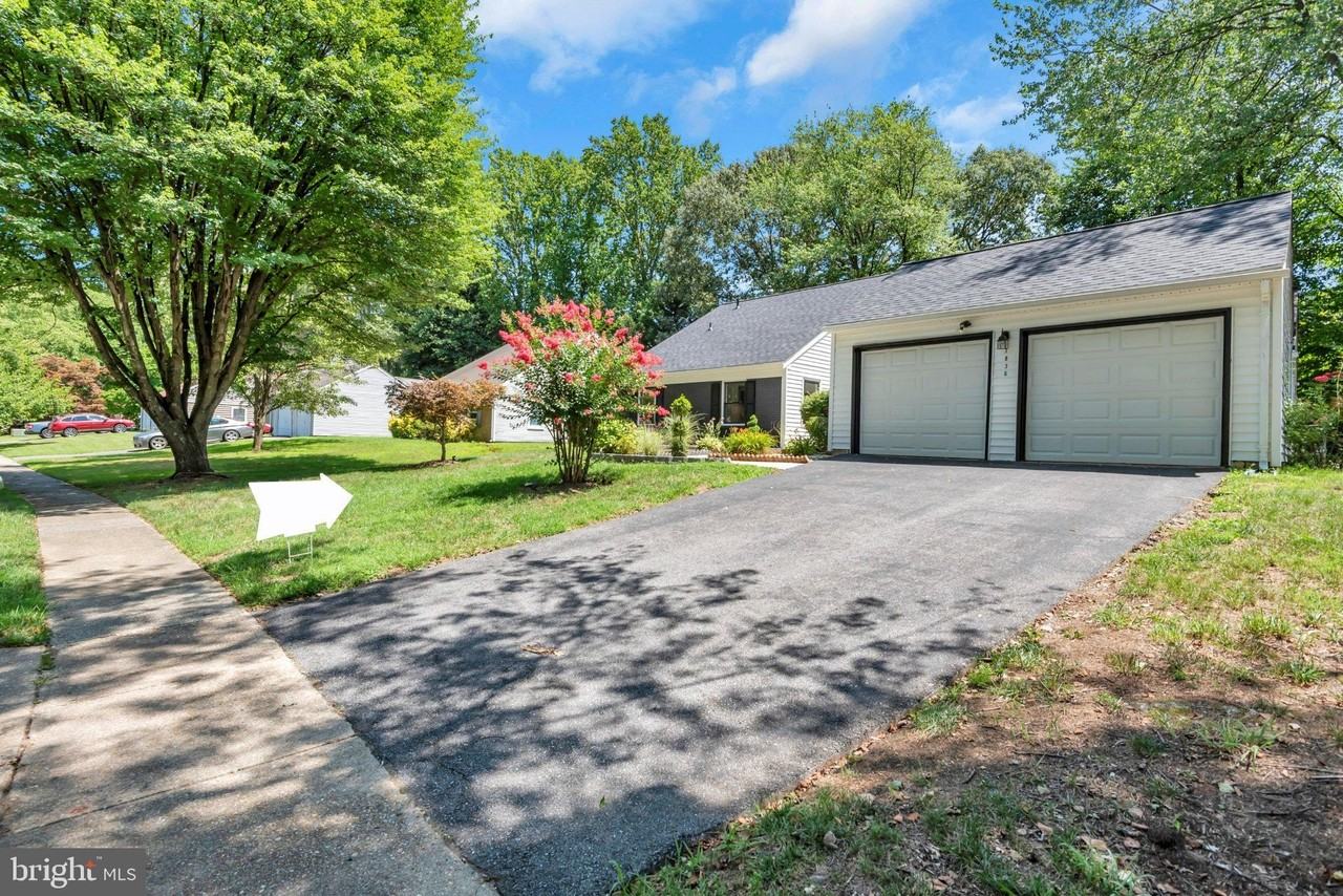 1836 Ralston Pl - Photo 3 of 42