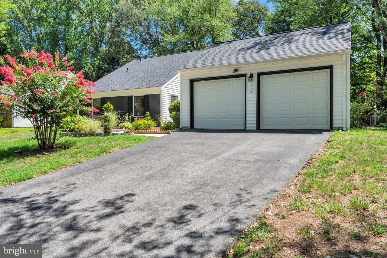 1836 Ralston Pl - Photo 4 of 42