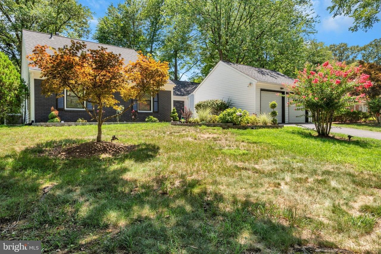 1836 Ralston Pl - Photo 6 of 42