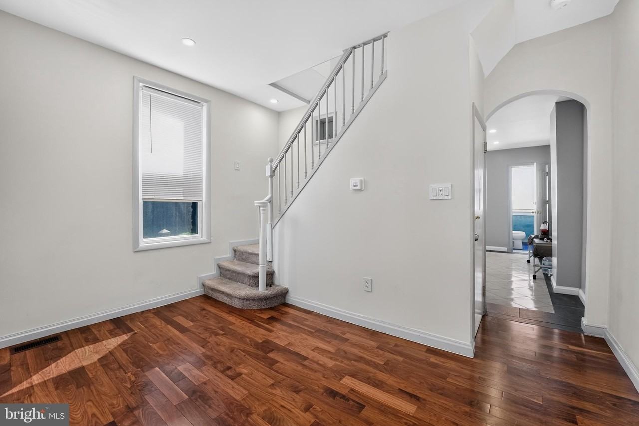 3445 Harwell Ave - Photo 5 of 27