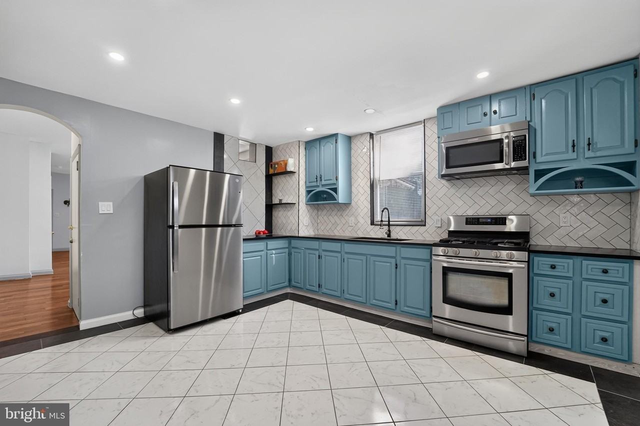 3445 Harwell Ave - Photo 6 of 27