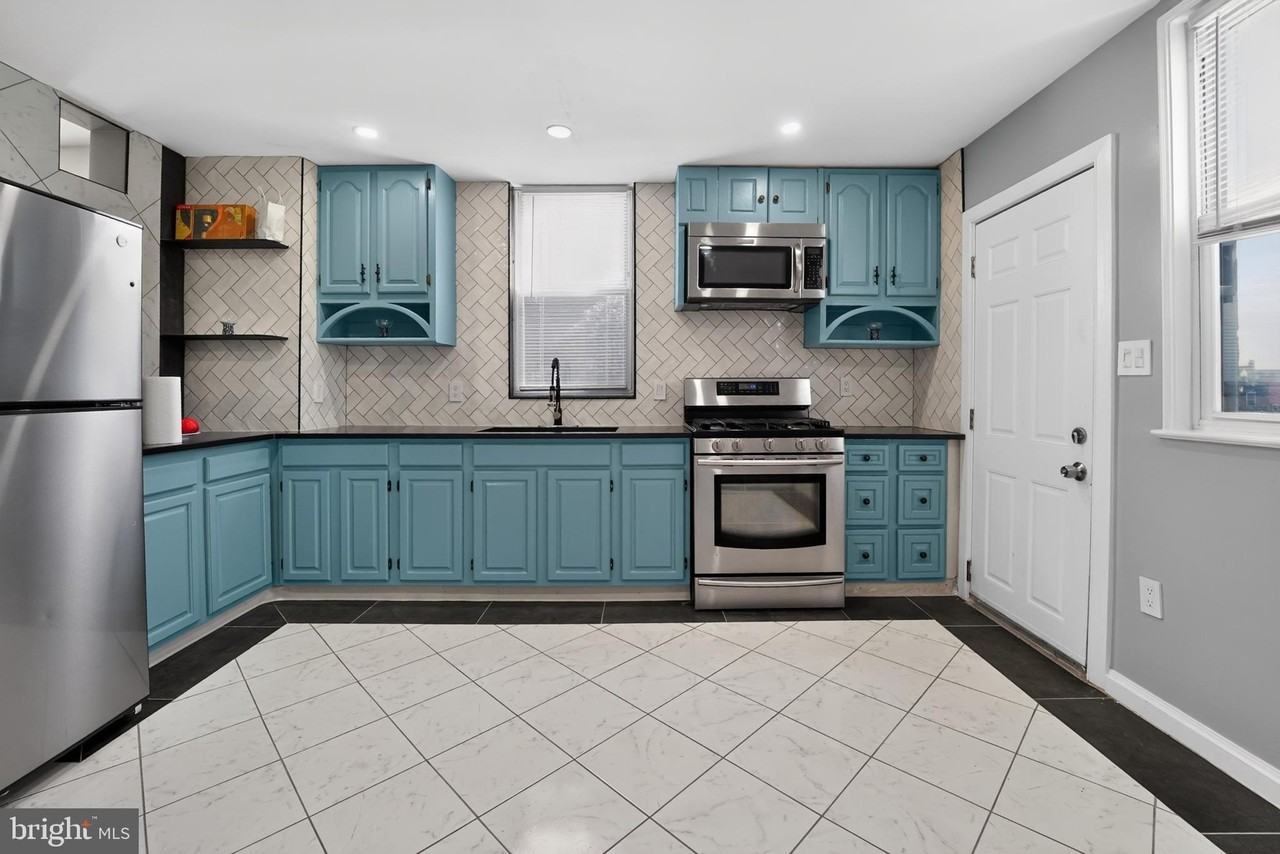 3445 Harwell Ave - Photo 7 of 27