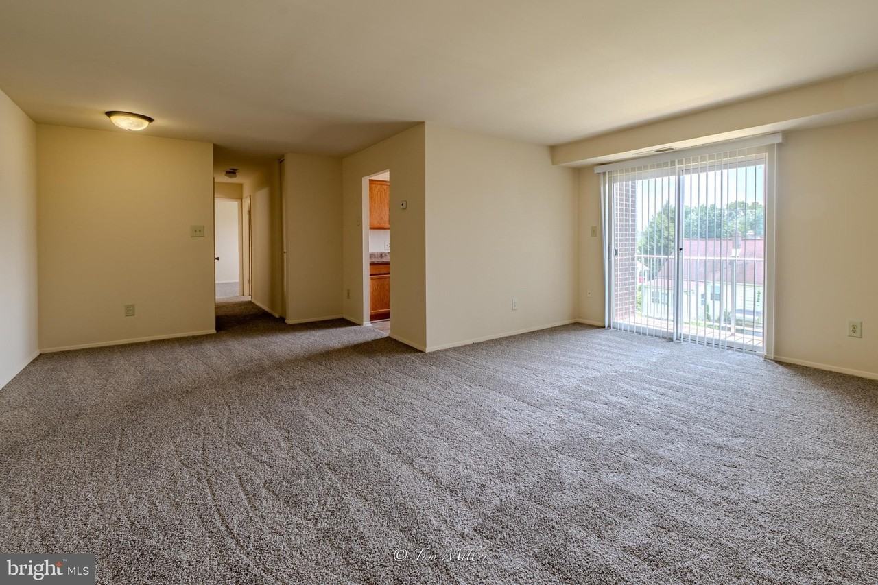 7412 Alvah Ave #F - Photo 3 of 21