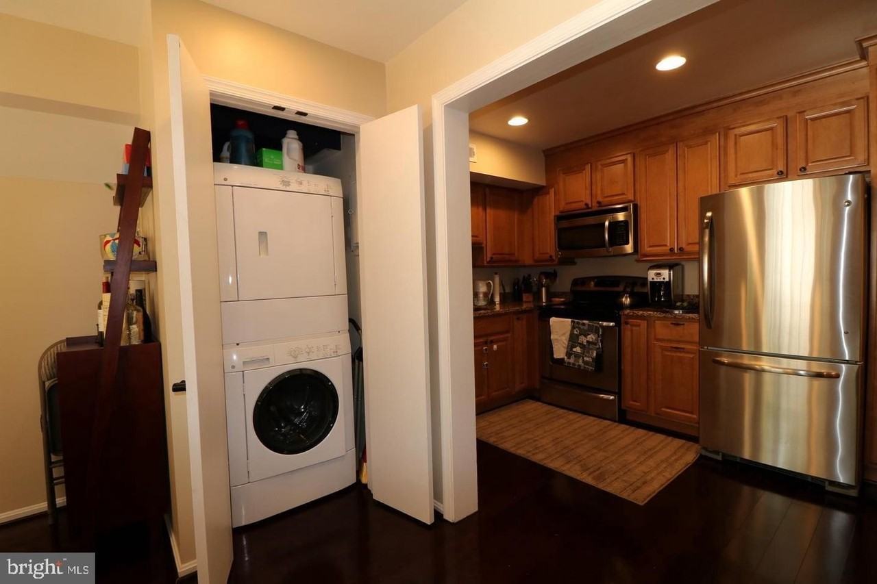 748 Azalea Dr #12-748 - Photo 6 of 30