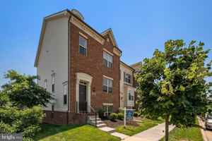 featured image of 13940 Estuary Dr