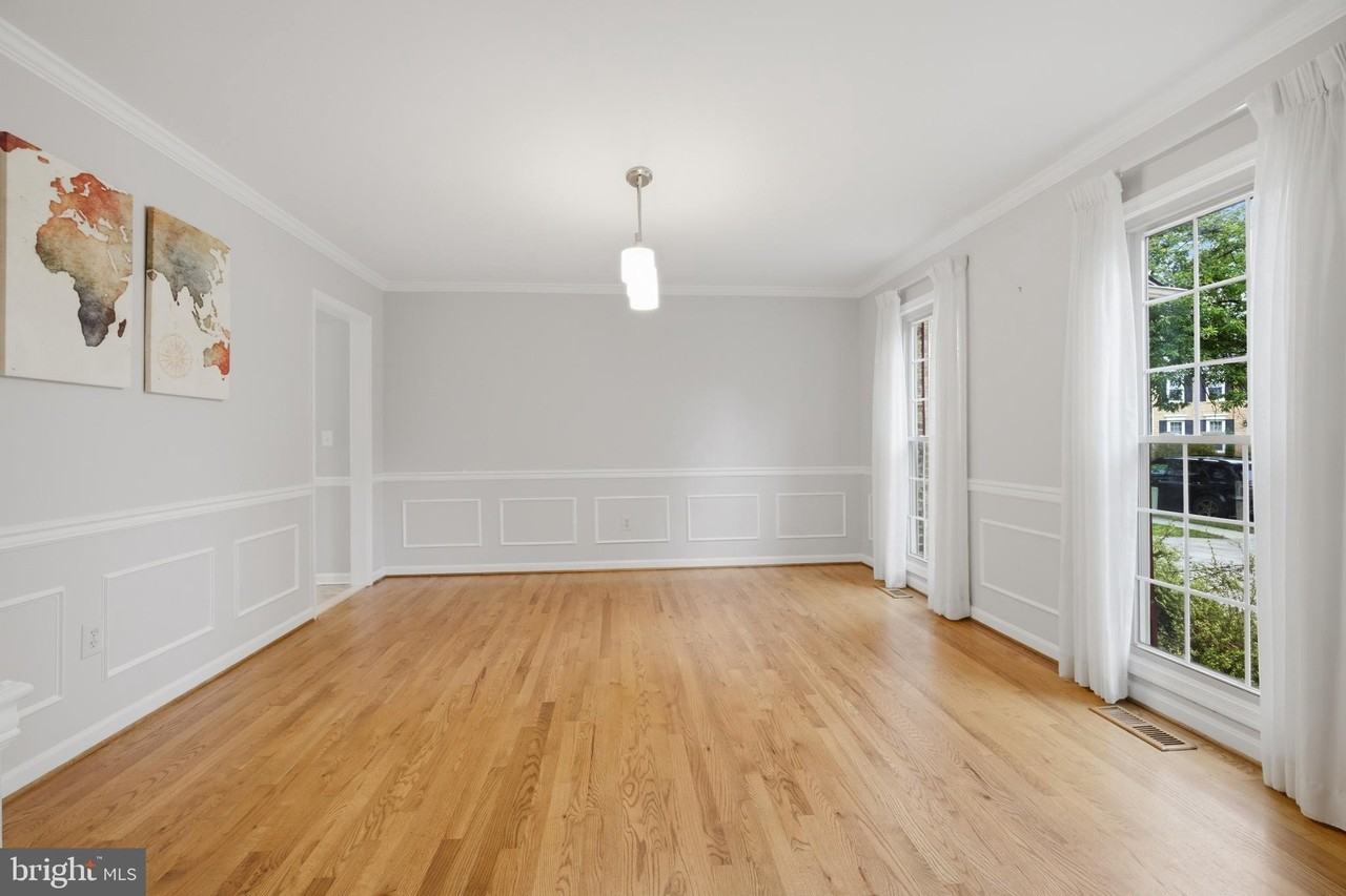 10734 Willow Oaks Dr - Photo 5 of 50