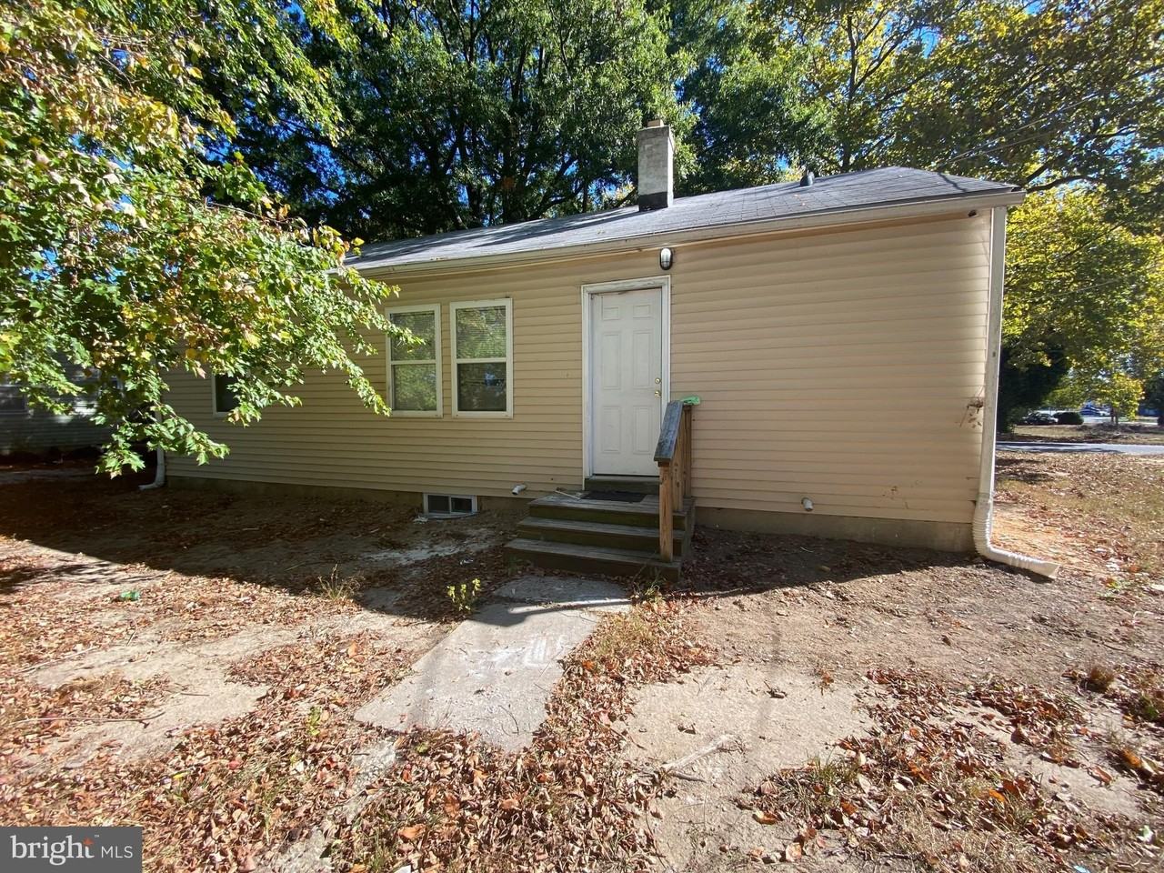26 Oakland St - Photo 4 of 13