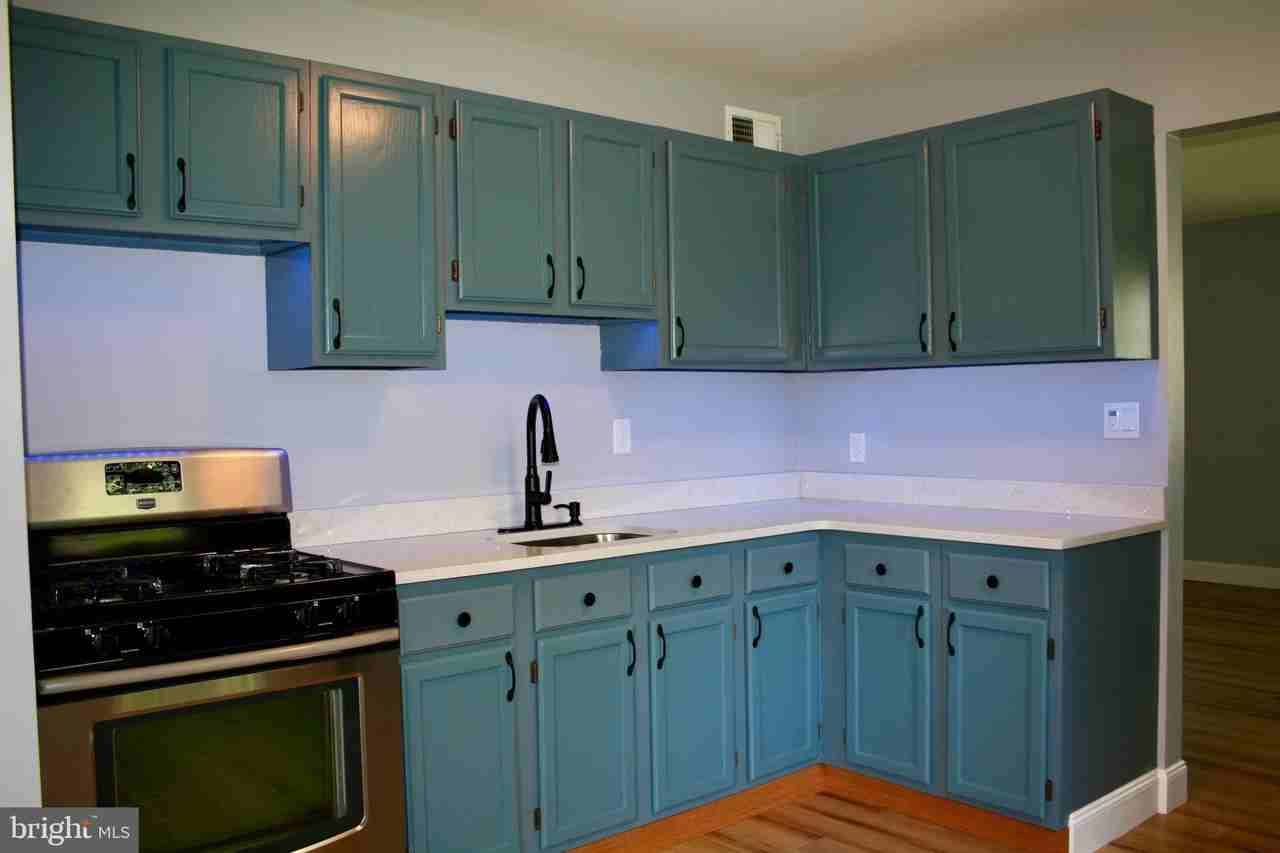 124 Stratford Ave - Photo 4 of 27