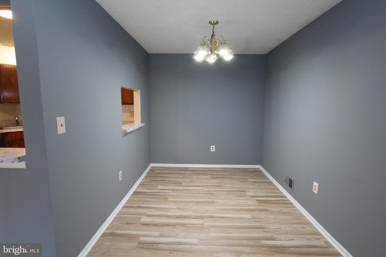 8 Joyner Ct - Photo 6 of 22