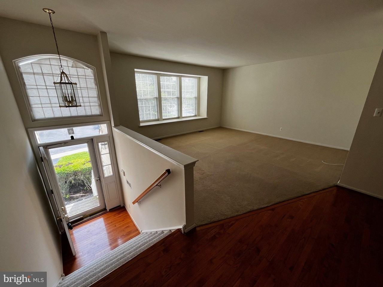 244 S Azalea Ct - Photo 4 of 12