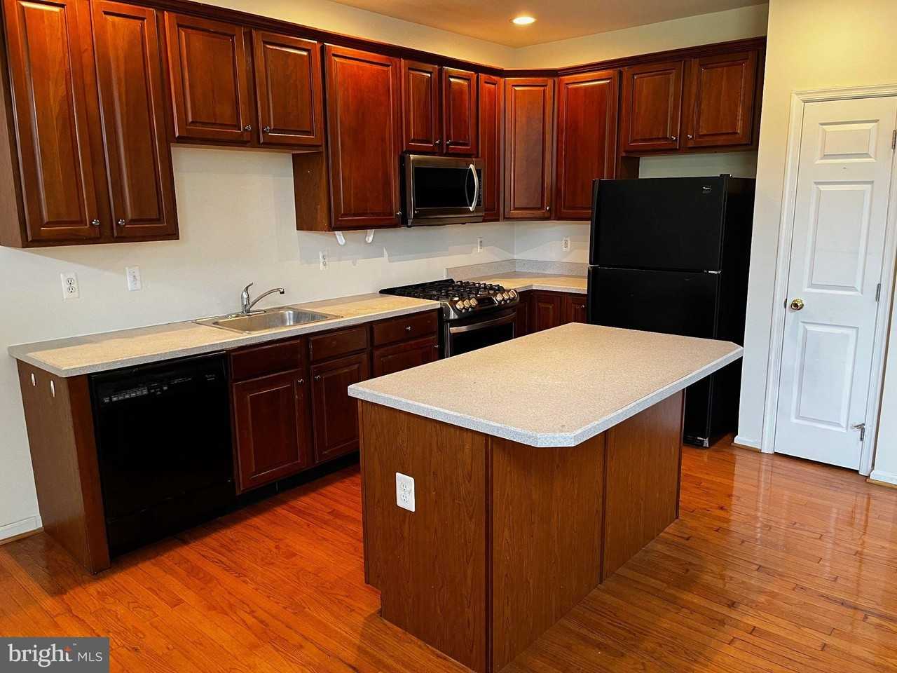 244 S Azalea Ct - Photo 6 of 12