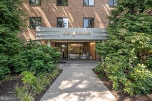 1650 Oakwood Dr #E221 - Photo 1 of 1