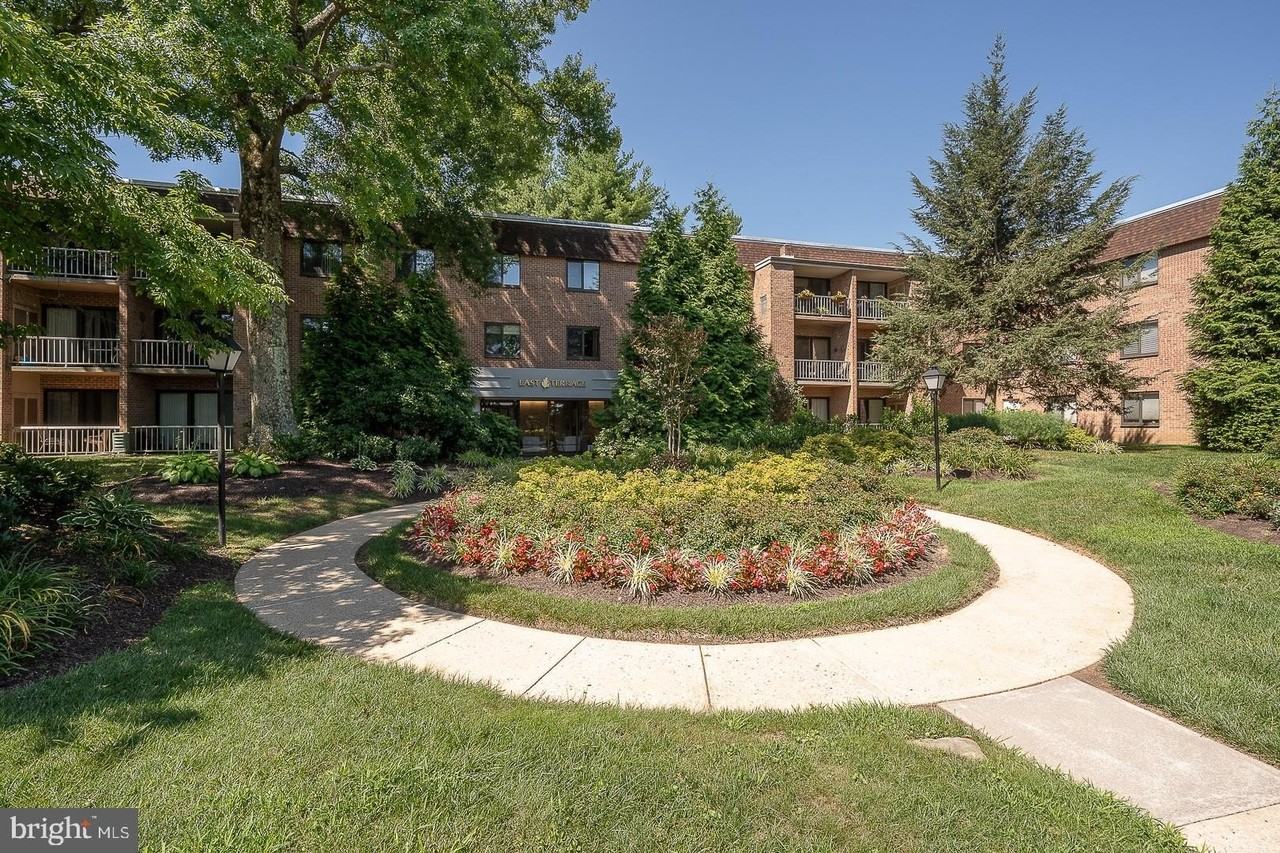1650 Oakwood Dr #E221 - Photo 2 of 21