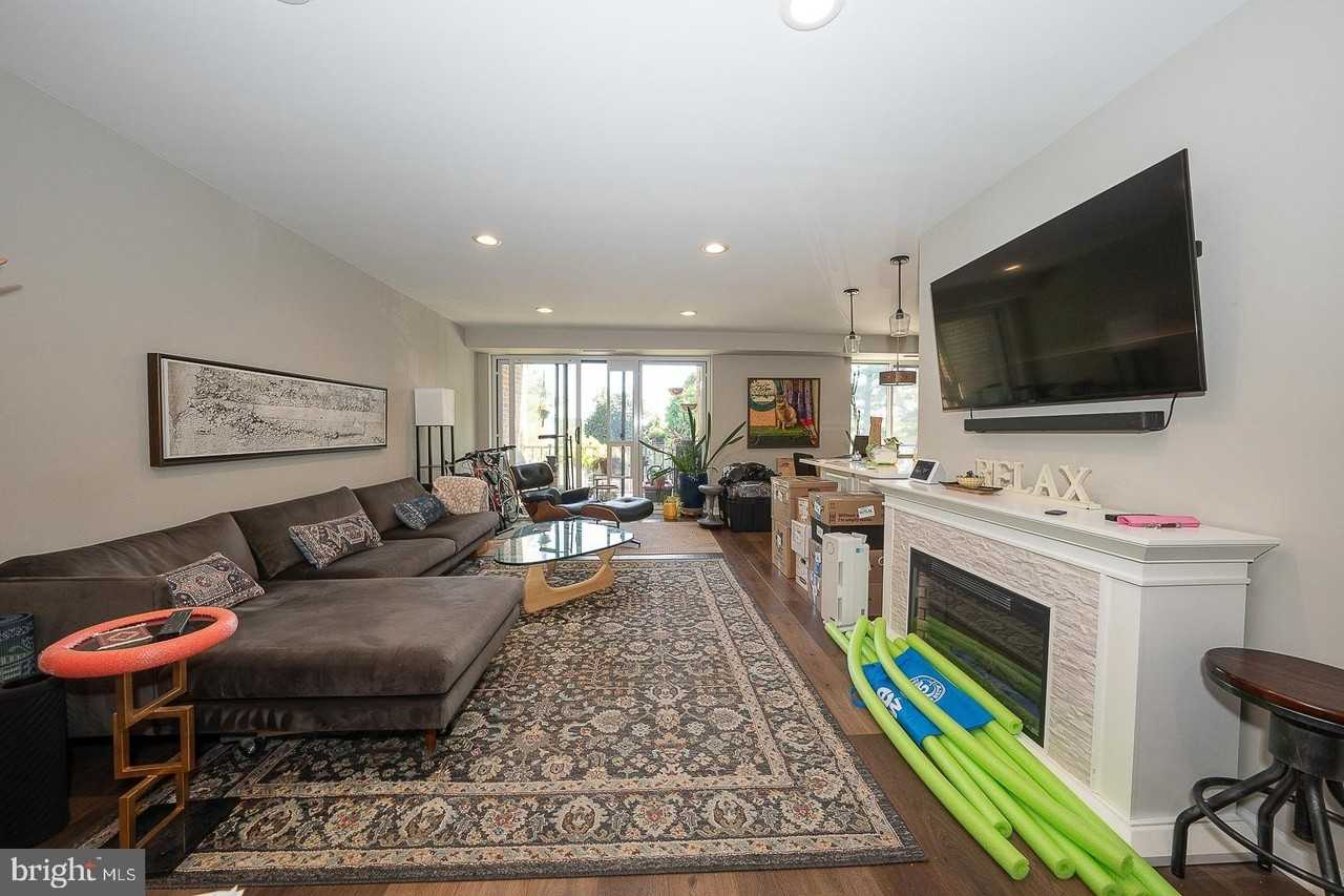 1650 Oakwood Dr #E221 - Photo 5 of 21
