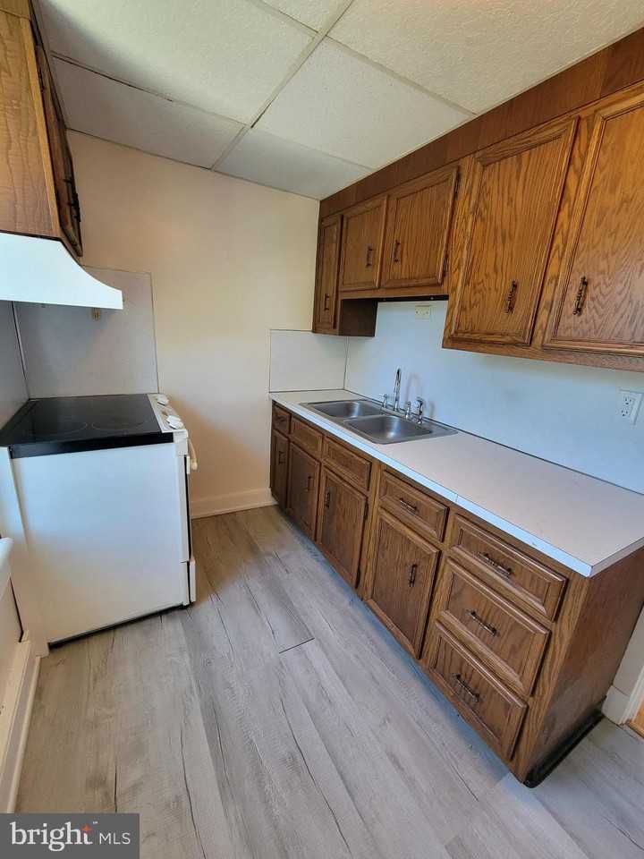 110 GUMBES Road #2ndFL - Photo 7 of 16