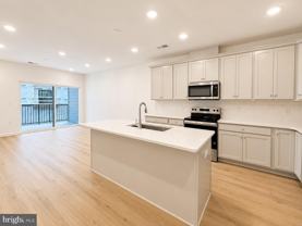 421 Washington St #1103 - Photo 1 of 1