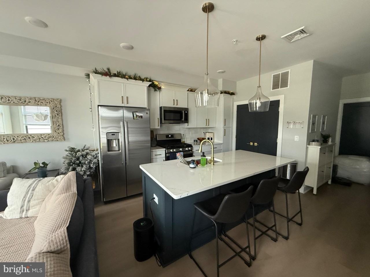 7517 Ridge Ave - Photo 4 of 8
