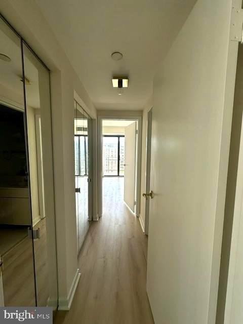 1530 Key Blvd #1111 - Photo 3 of 22