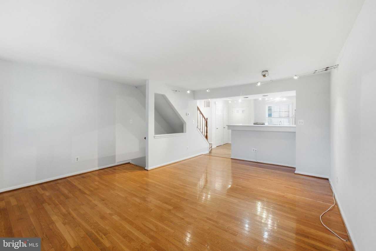 5028 9th St S - Photo 4 of 20