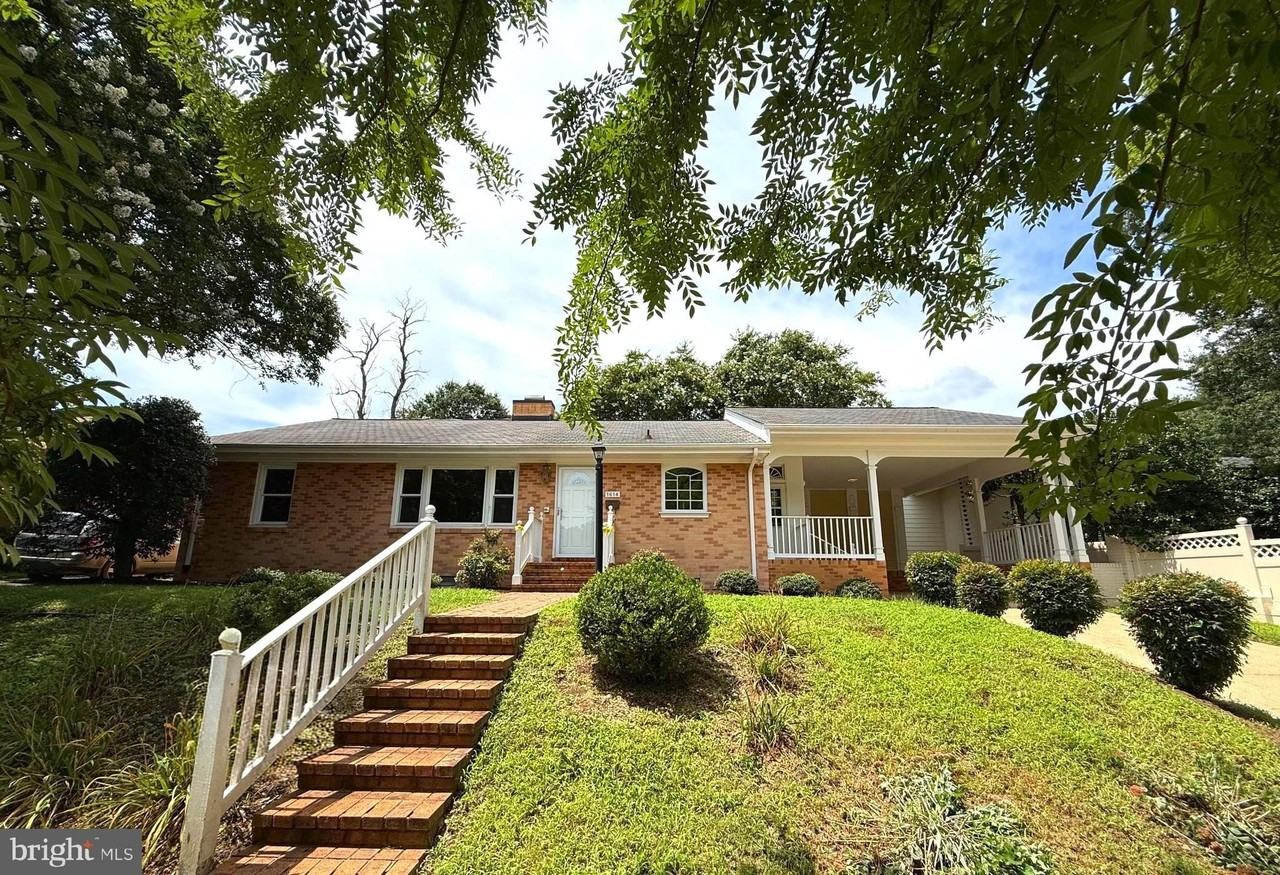 1614 Littlepage St - Photo 2 of 20